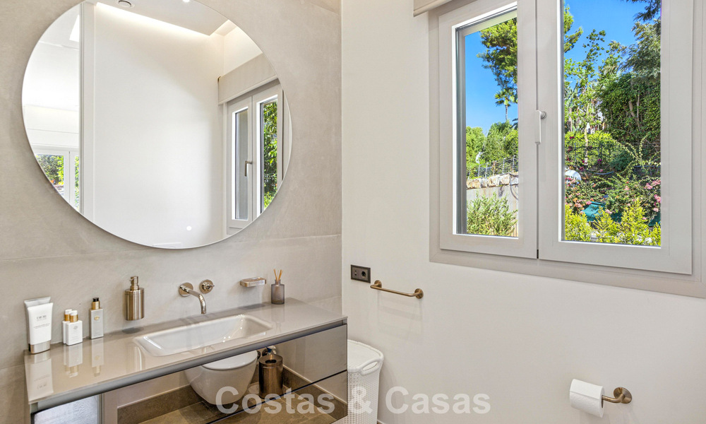 Magnífico palacio neoclásico en venta en la prestigiosa urbanización cerrada de Sierra Blanca, Marbella 788223