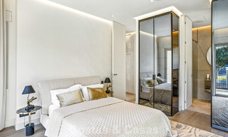 Magnífico palacio neoclásico en venta en la prestigiosa urbanización cerrada de Sierra Blanca, Marbella 788224 