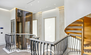 Magnífico palacio neoclásico en venta en la prestigiosa urbanización cerrada de Sierra Blanca, Marbella 788225 