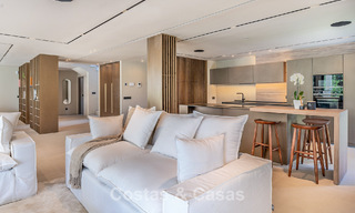 Impresionante villa de lujo con arquitectura andaluza atemporal en venta en la Nueva Milla de Oro, entre Marbella y Estepona 788332 