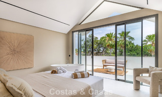Impresionante villa de lujo con arquitectura andaluza atemporal en venta en la Nueva Milla de Oro, entre Marbella y Estepona 788347 