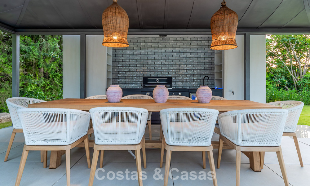Impresionante villa de lujo con arquitectura andaluza atemporal en venta en la Nueva Milla de Oro, entre Marbella y Estepona 788368