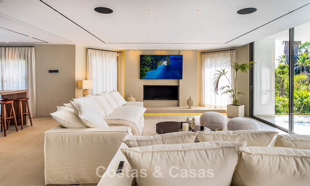 Impresionante villa de lujo con arquitectura andaluza atemporal en venta en la Nueva Milla de Oro, entre Marbella y Estepona 788377