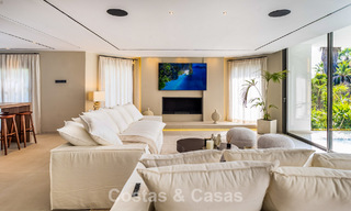 Impresionante villa de lujo con arquitectura andaluza atemporal en venta en la Nueva Milla de Oro, entre Marbella y Estepona 788377 