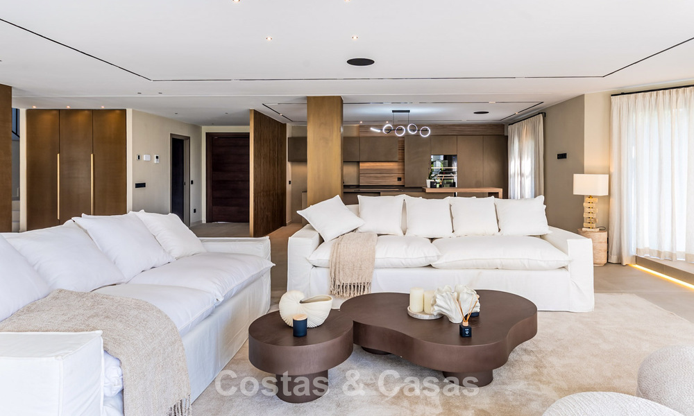 Impresionante villa de lujo con arquitectura andaluza atemporal en venta en la Nueva Milla de Oro, entre Marbella y Estepona 788378