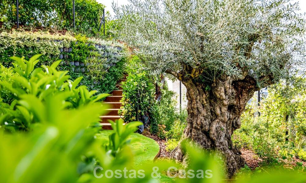 Villa de lujo de alta gama con vistas panorámicas al mar en venta dentro de un prestigioso resort, Benahavís - Marbella 788393