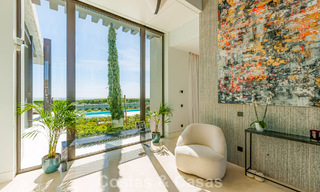 Villa de lujo de alta gama con vistas panorámicas al mar en venta dentro de un prestigioso resort, Benahavís - Marbella 788417 