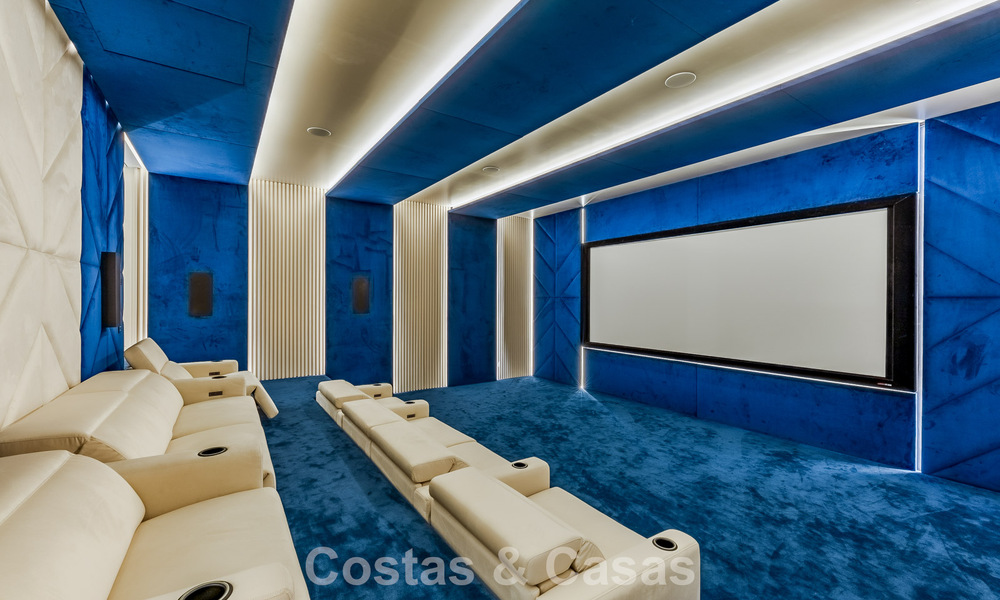 Villa de lujo de alta gama con vistas panorámicas al mar en venta dentro de un prestigioso resort, Benahavís - Marbella 788430