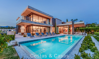 Villa de lujo de alta gama con vistas panorámicas al mar en venta dentro de un prestigioso resort, Benahavís - Marbella 788435 