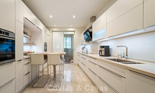 Apartamento doble, dúplex listo para entrar a vivir en la Milla de Oro de Marbella 788494 