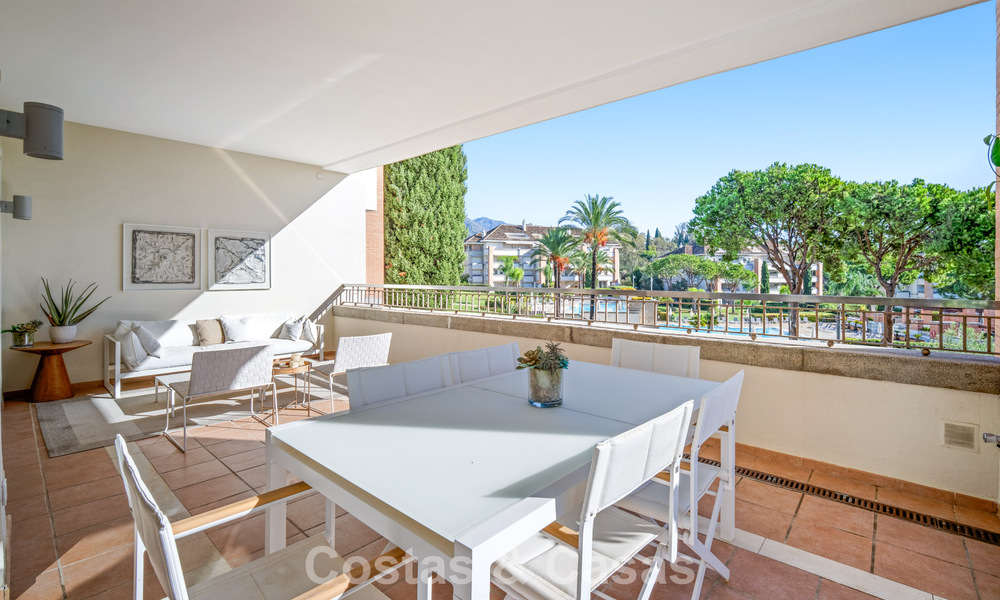 Apartamento doble, dúplex listo para entrar a vivir en la Milla de Oro de Marbella 788510