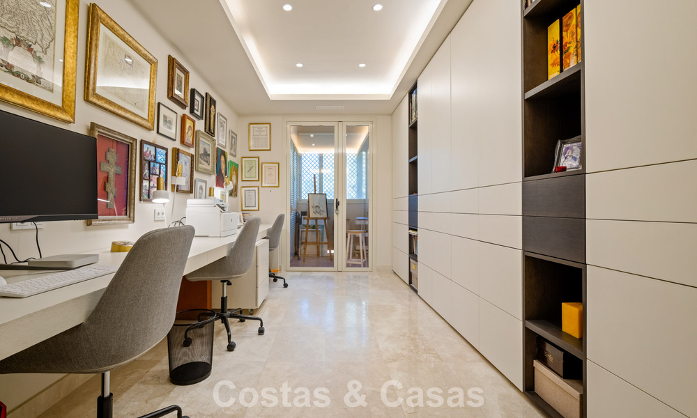 Apartamento doble, dúplex listo para entrar a vivir en la Milla de Oro de Marbella 788531