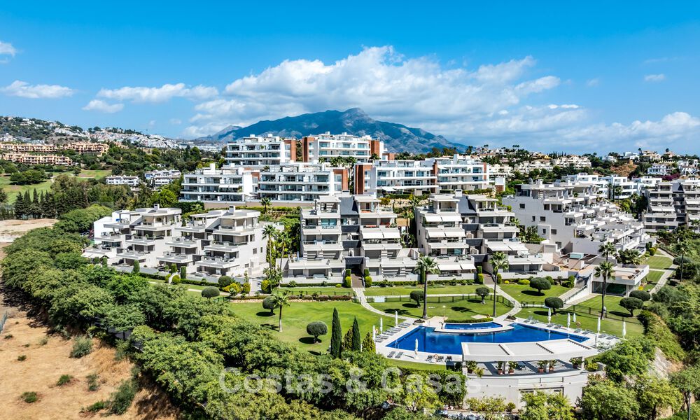 Apartamento contemporáneo con amplia terraza esquinera en venta en Marbella - Benahavís 788698
