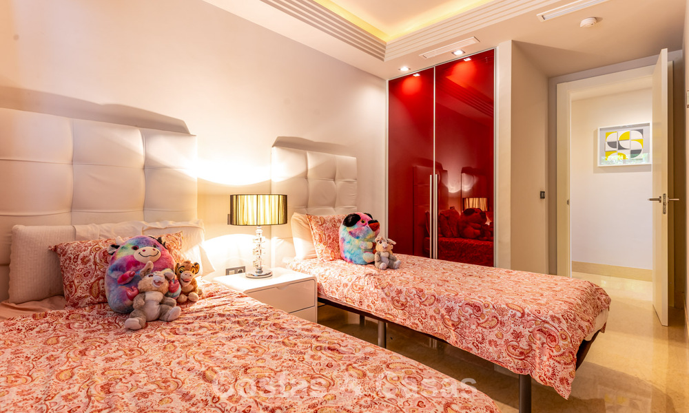 Apartamento contemporáneo con amplia terraza esquinera en venta en Marbella - Benahavís 788701