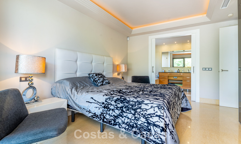 Apartamento contemporáneo con amplia terraza esquinera en venta en Marbella - Benahavís 788706