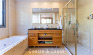 Apartamento contemporáneo con amplia terraza esquinera en venta en Marbella - Benahavís 788712 