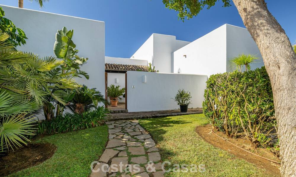 Villa modernista, lista para entrar a vivir, en venta, rodeada de campos de golf de primera categoría en la Costa del Sol 788269