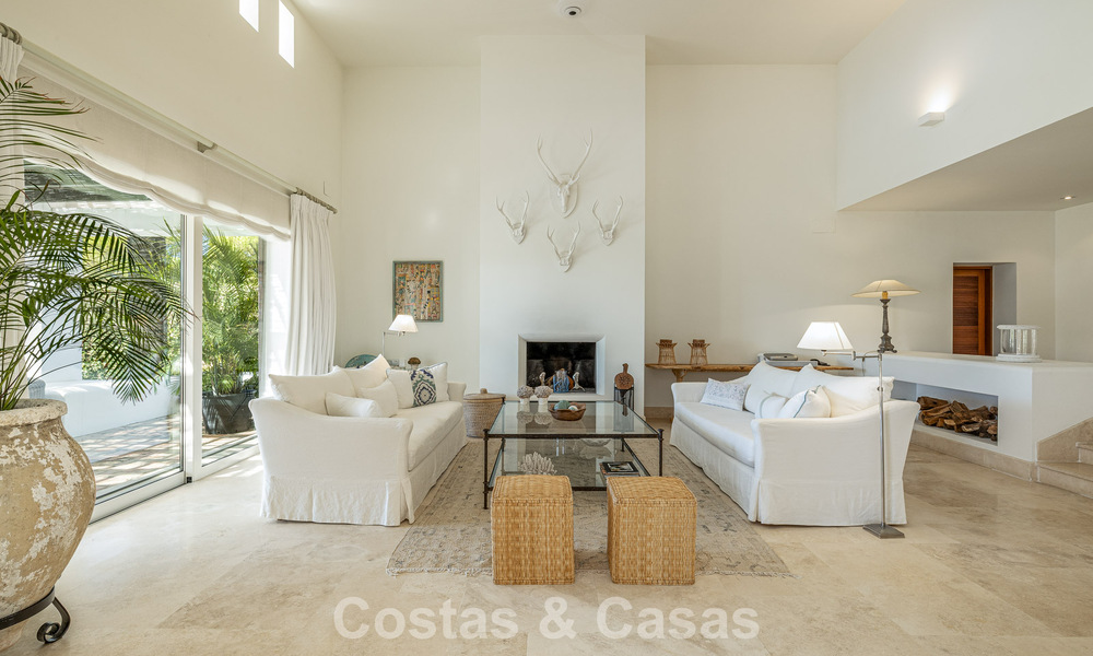 Villa modernista, lista para entrar a vivir, en venta, rodeada de campos de golf de primera categoría en la Costa del Sol 788273