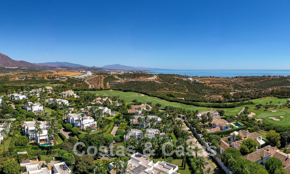 Villa modernista, lista para entrar a vivir, en venta, rodeada de campos de golf de primera categoría en la Costa del Sol 788292