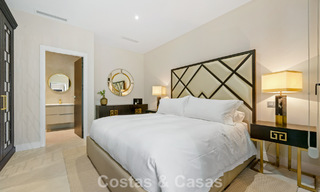 Villa exclusiva con vistas al mar en venta en una urbanización privada en La Quinta, Marbella - Benahavís 788540 