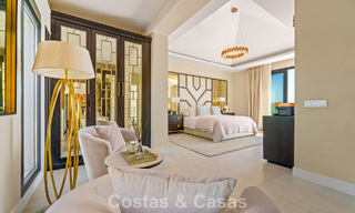 Villa exclusiva con vistas al mar en venta en una urbanización privada en La Quinta, Marbella - Benahavís 788572 