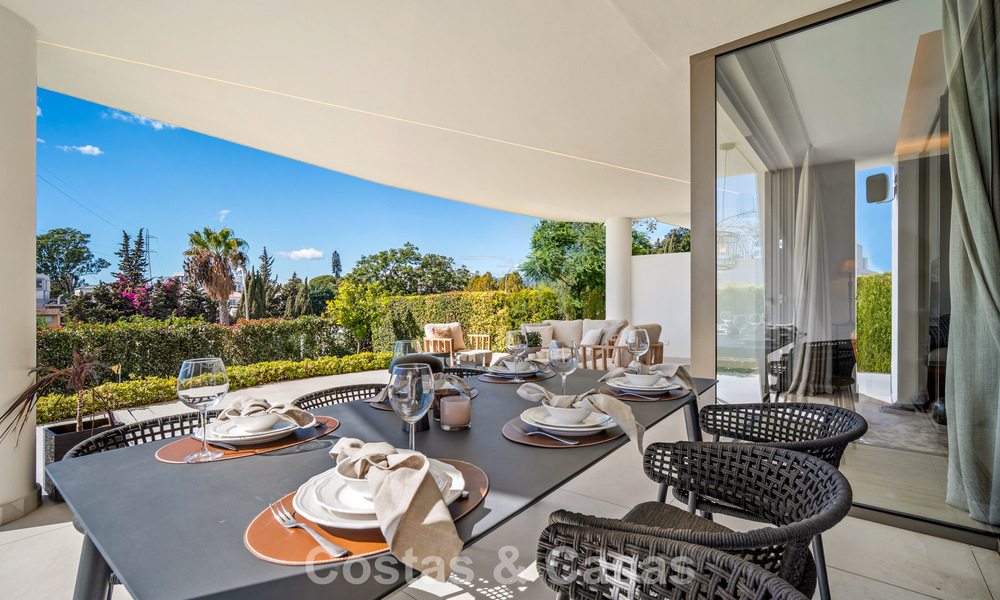 Casa con vistas panorámicas al mar en venta en un prestigioso complejo residencial cerrado en Nueva Andalucía, Marbella 788638