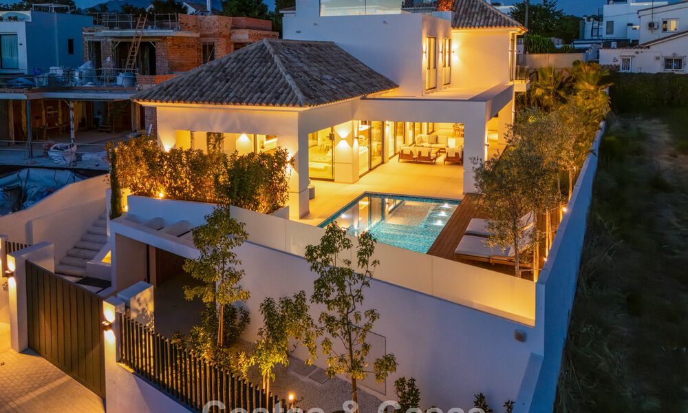 Villa de lujo contemporánea, lista para entrar a vivir, en venta a pocos pasos de la playa y del centro de San Pedro - Marbella 788820