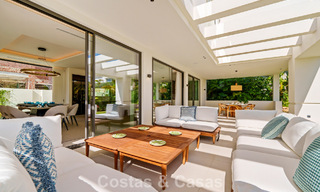 Villa de lujo contemporánea, lista para entrar a vivir, en venta a pocos pasos de la playa y del centro de San Pedro - Marbella 788844 