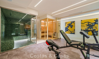 Villa de lujo contemporánea, lista para entrar a vivir, en venta a pocos pasos de la playa y del centro de San Pedro - Marbella 788850 