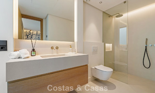 Villa de lujo contemporánea, lista para entrar a vivir, en venta a pocos pasos de la playa y del centro de San Pedro - Marbella 788853 