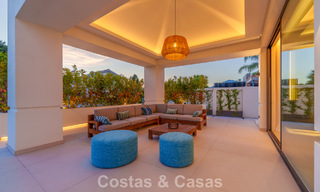 Villa de lujo contemporánea, lista para entrar a vivir, en venta a pocos pasos de la playa y del centro de San Pedro - Marbella 788861 