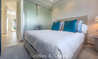 Apartamento con vistas al mar en venta en complejo frente al mar en la Nueva Milla de Oro, entre Marbella y Estepona 788785 