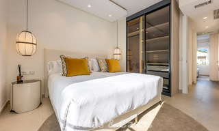 Apartamento con vistas al mar en venta en complejo frente al mar en la Nueva Milla de Oro, entre Marbella y Estepona 788791 