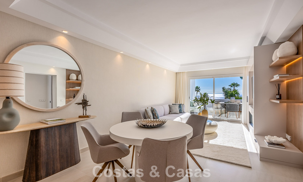 Apartamento con vistas al mar en venta en complejo frente al mar en la Nueva Milla de Oro, entre Marbella y Estepona 788797
