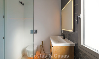 Apartamento renovado de primera clase en venta a un paso de todo en Nueva Andalucía, Marbella 789720 