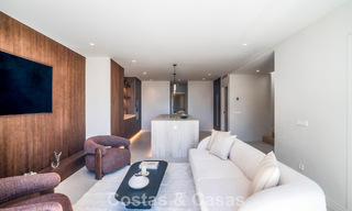 Ático dúplex de estilo andaluz con interior contemporáneo en venta en Nueva Andalucía, Marbella 789817 