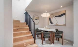 Ático dúplex de estilo andaluz con interior contemporáneo en venta en Nueva Andalucía, Marbella 789821 