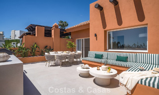 Ático dúplex de estilo andaluz con interior contemporáneo en venta en Nueva Andalucía, Marbella 789826 