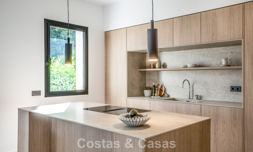 Apartamento en venta en un exclusivo complejo residencial cerrado en Sierra Blanca, Milla de Oro, Marbella 789861