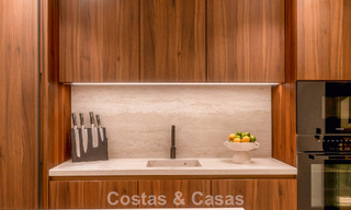 Ático dúplex reformado con vistas al mar en venta a poca distancia de Puerto Banús, Marbella 789137 