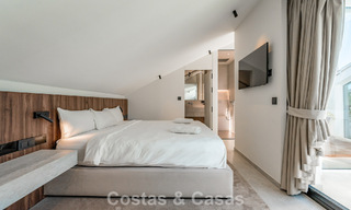 Ático dúplex reformado con vistas al mar en venta a poca distancia de Puerto Banús, Marbella 789149 