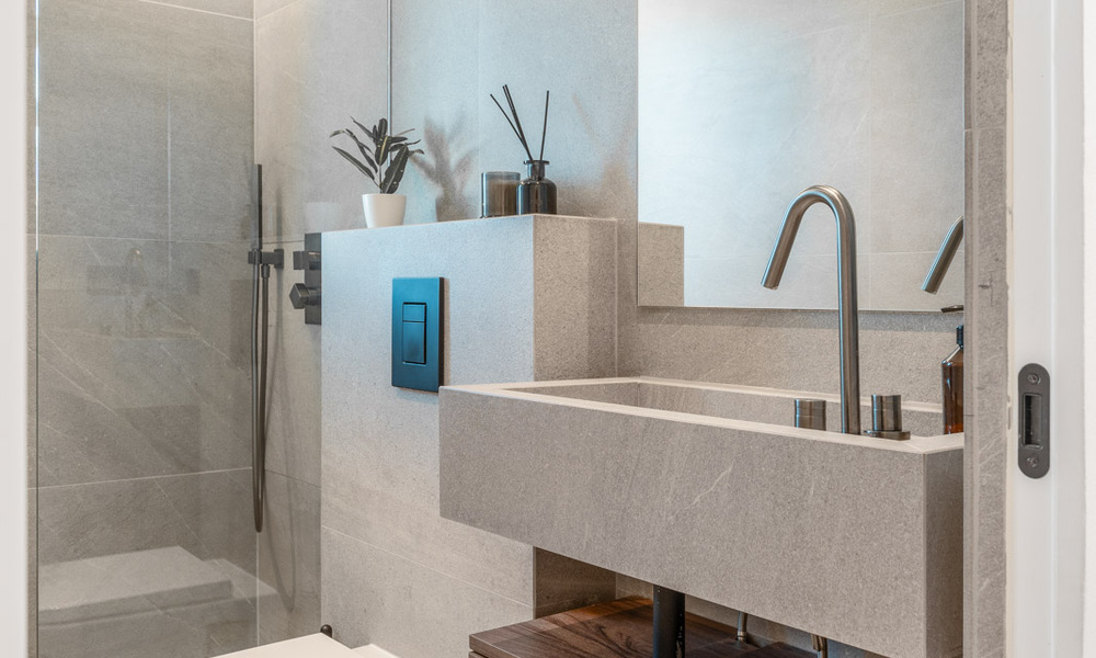 Ático dúplex reformado con vistas al mar en venta a poca distancia de Puerto Banús, Marbella 789151