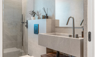 Ático dúplex reformado con vistas al mar en venta a poca distancia de Puerto Banús, Marbella 789151 