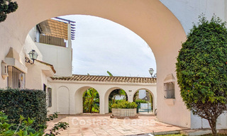 Apartamento de lujo reformado en venta a dos pasos de la playa y del centro de Puerto Banús, Marbella 789021 