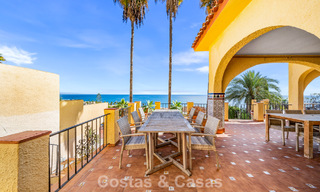 Auténtica villa mediterránea con magníficas vistas al mar en venta al oeste del centro de Estepona 788983 