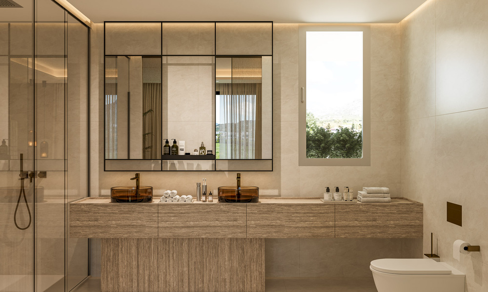 Lujosa villa mediterránea moderna y renovada en venta en el corazón de Nueva Andalucía, Marbella 789050