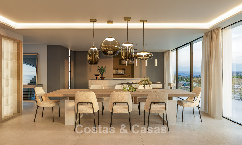 Lujosa villa mediterránea moderna y renovada en venta en el corazón de Nueva Andalucía, Marbella 789068