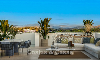 Lujosa villa mediterránea moderna y renovada en venta en el corazón de Nueva Andalucía, Marbella 789073 