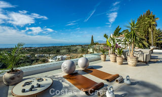 Atractiva villa de diseño con espectaculares vistas al mar en venta en Elviria, al este del centro de Marbella 789078 