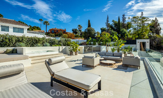 Atractiva villa de diseño con espectaculares vistas al mar en venta en Elviria, al este del centro de Marbella 789080 